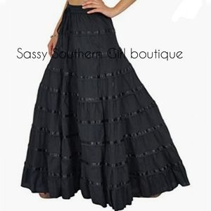 🆕⭐ Boho Black ribbon tiered ruffle maxi skirt